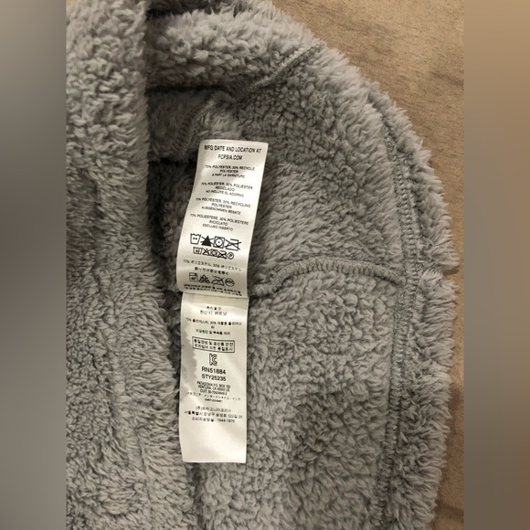 Patagonia women’s fleece top 1/4 zip grey size XS - Picture 5 of 7